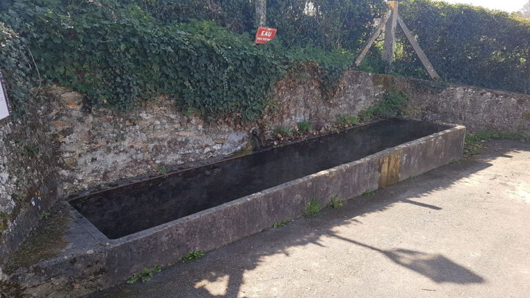 Abreuvoir à Michaud