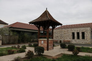 Puits de la ferme du château