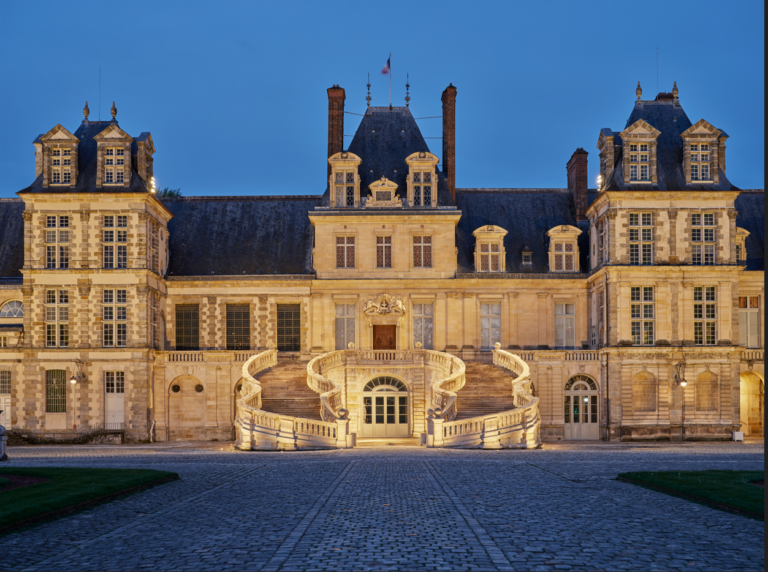 Visite nocturne « Une nuit d'été à la cour »_Fontainebleau