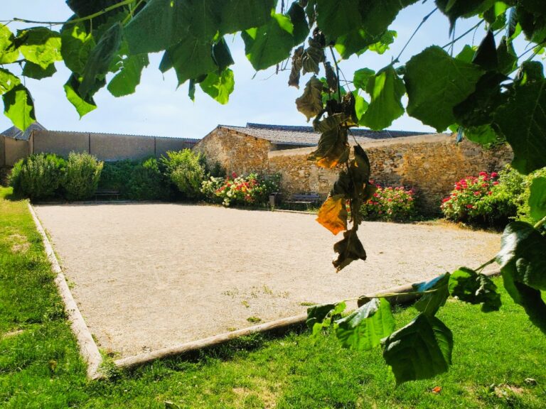 Terrain de pétanque_Bombon