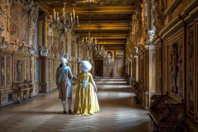 Reconstitutions historiques " Les séjours de Marie-Antoinette et Louix XVI au Château de Fontainebleau" 